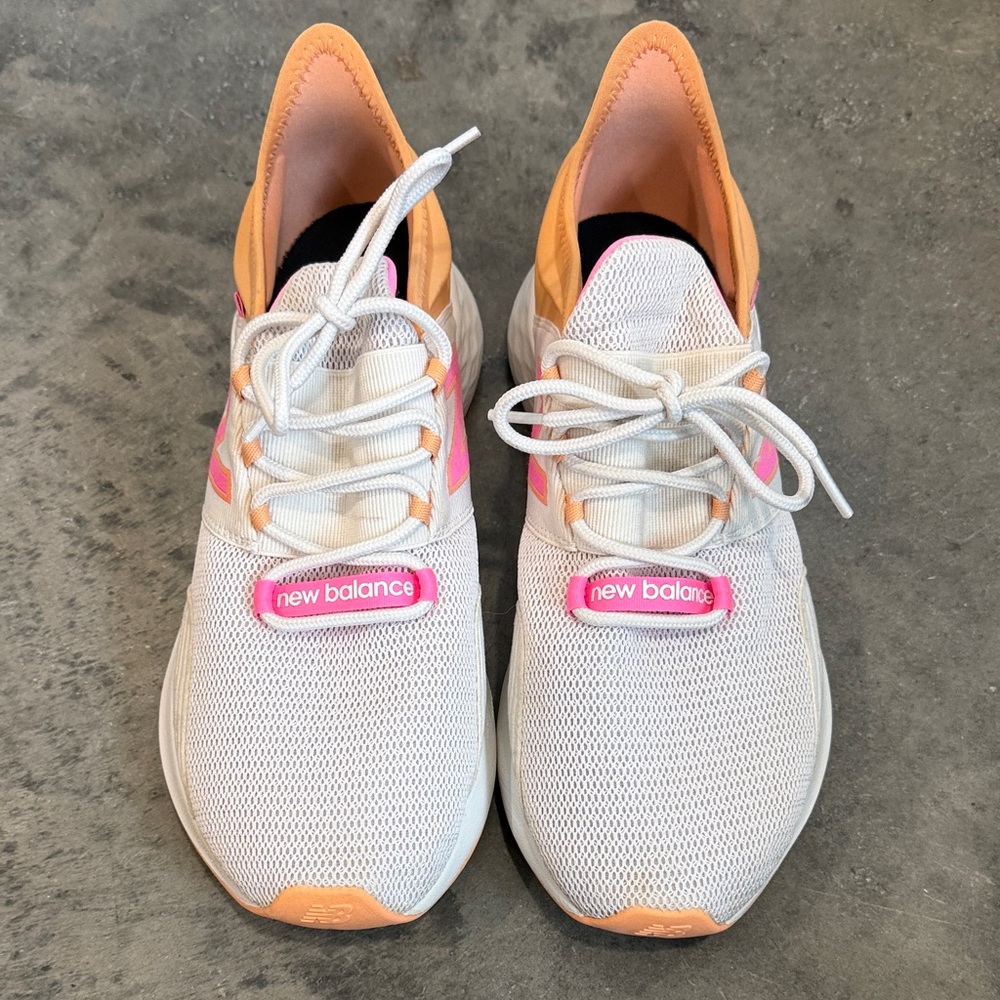 New Balance Women's White and Peach Sneakers